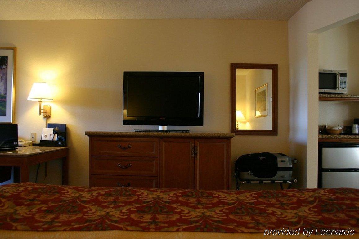 Best Western Plus A Wayfarer'S Inn & Suites Кингман Номер фото